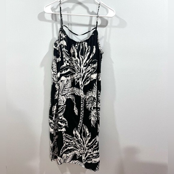 H&M black and white tropical print midi sundress size medium - Picture 2 of 5